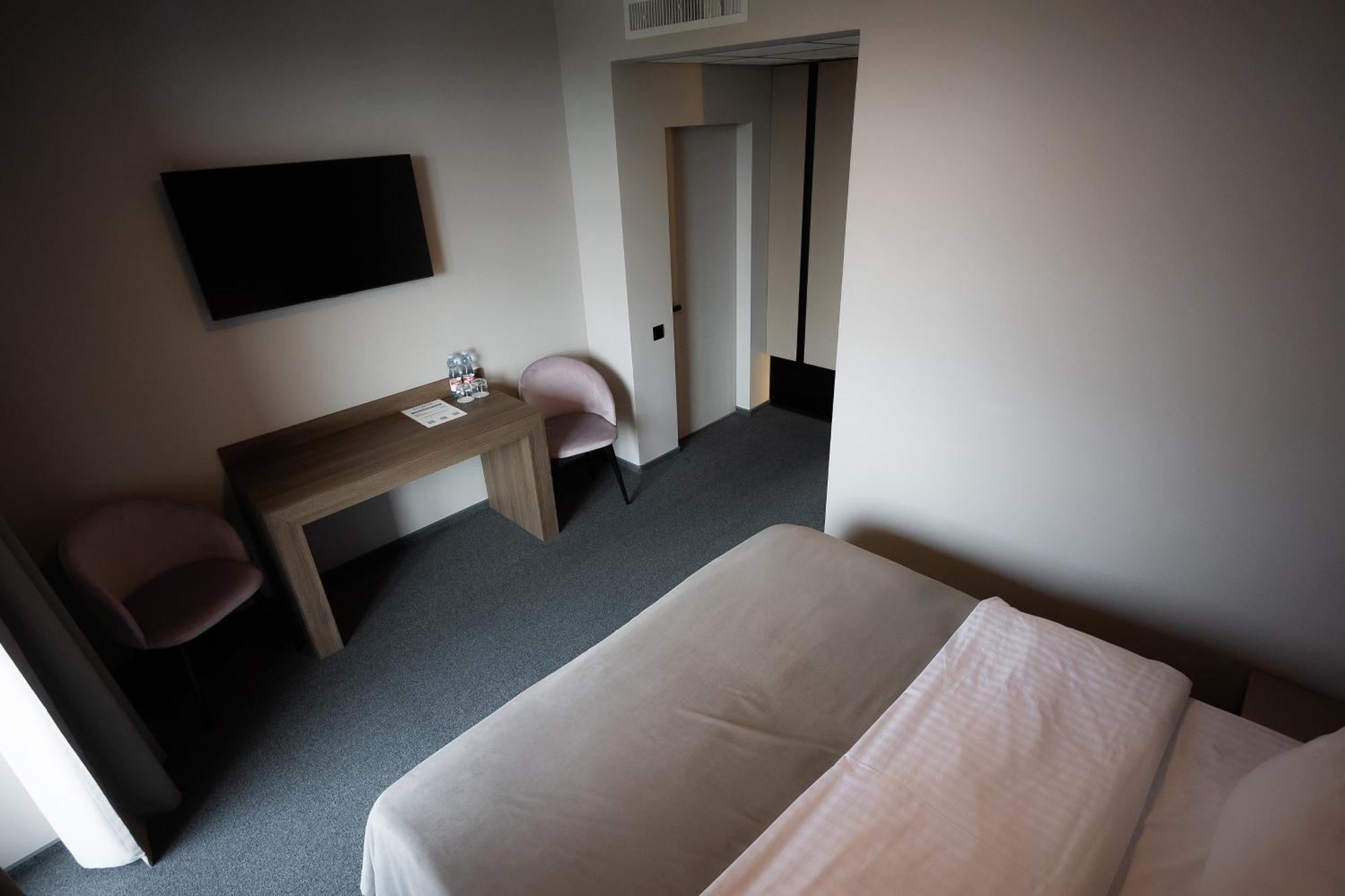 Zagorod Hotel Girka Polonka Luaran gambar