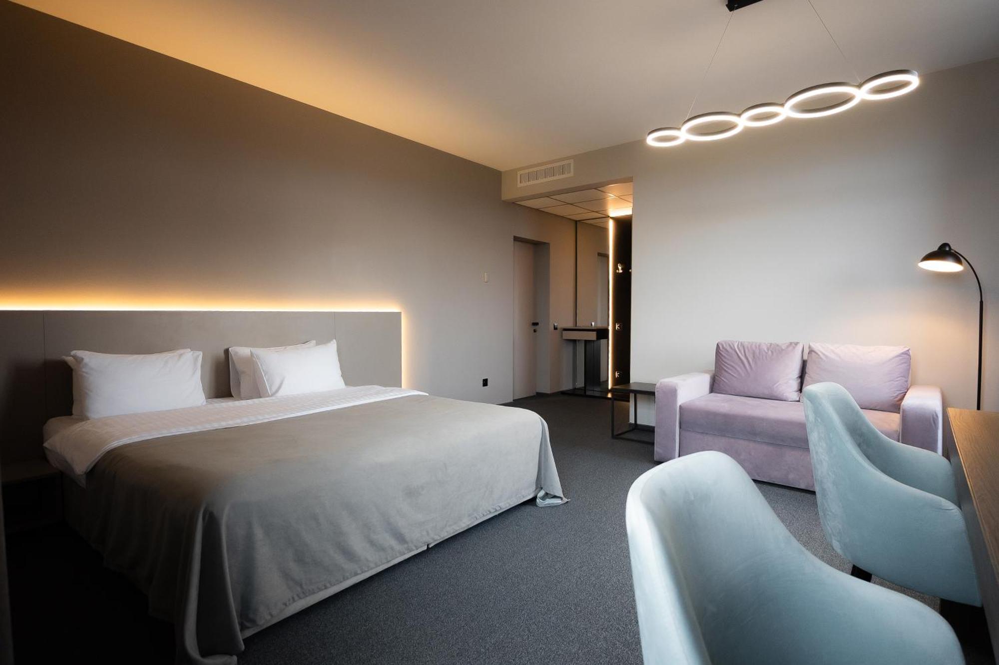 Zagorod Hotel Girka Polonka Luaran gambar
